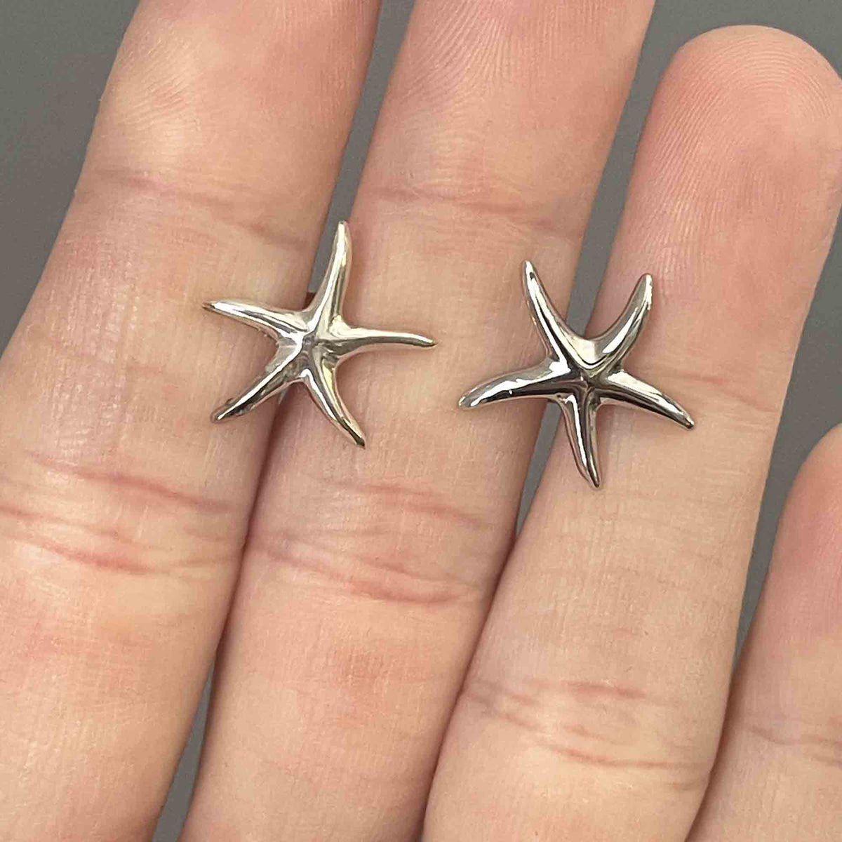 Starfish stud store earrings silver