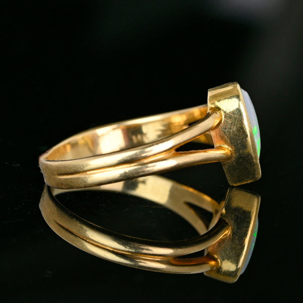 Vintage 14K Gold Split Shoulders Pear Cut Opal Ring - Boylerpf