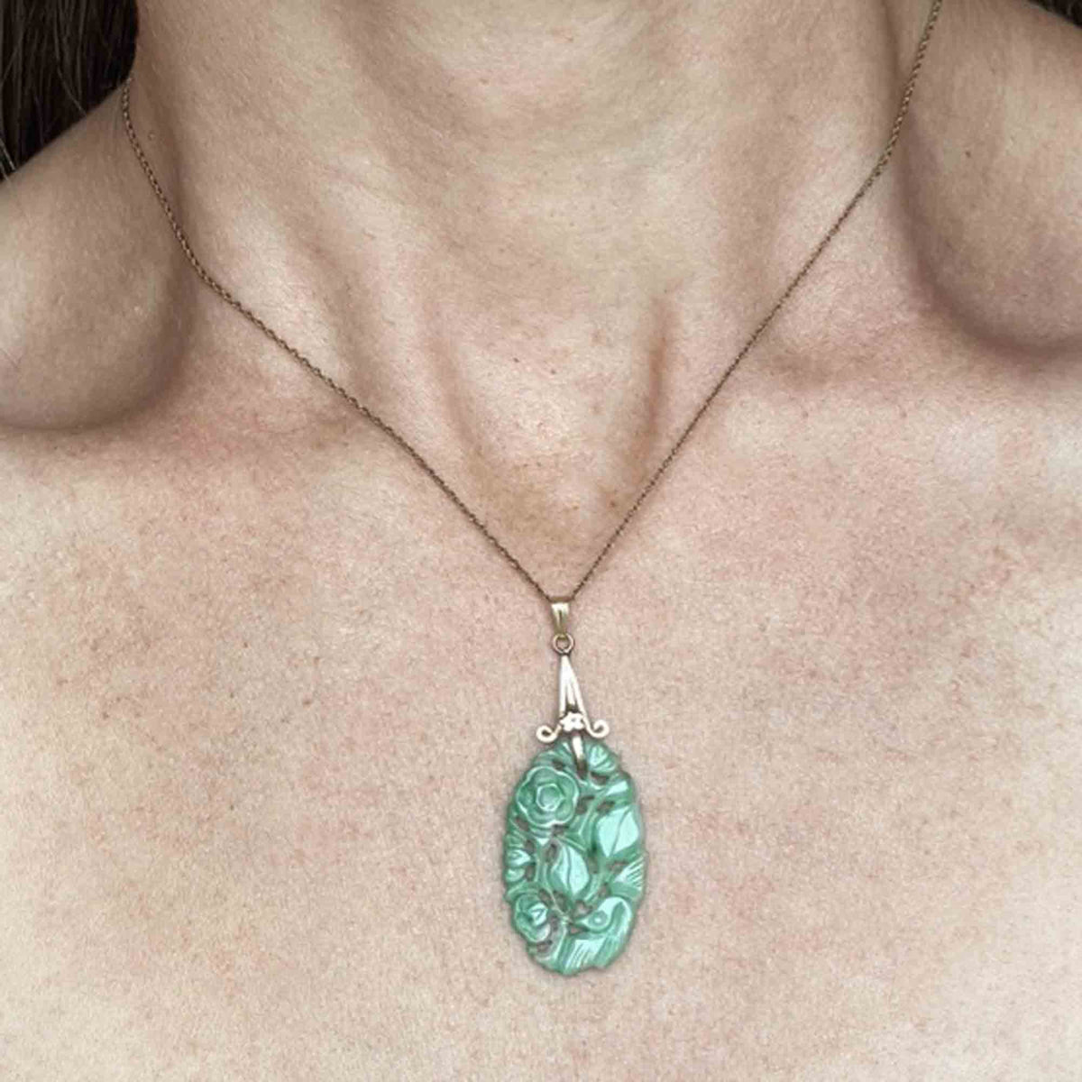 14K Gold Carved Jade Pendant Necklace – Boylerpf