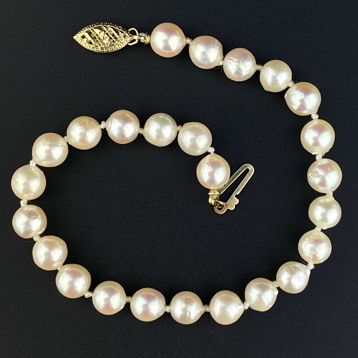 Splendid GENUINE PEARL Gold Plated VINTAGE Bracelet- Beautiful store Clasp- Hallmarks 14/20- Luxury Vintage Natural Pearl Bracelet- French Vintage