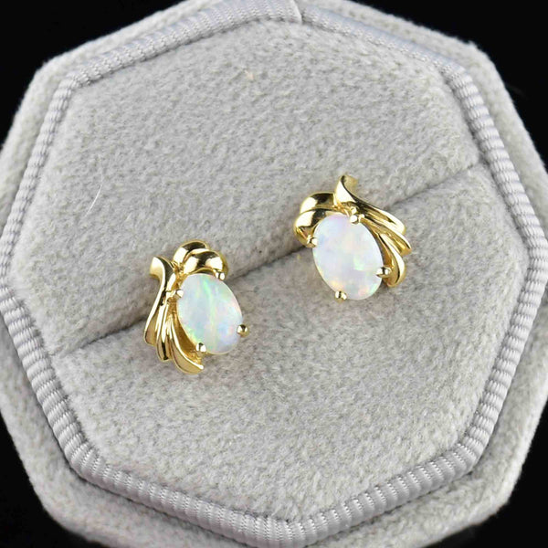 Vintage 14K Gold Astralian Opal Stud Earrings - Boylerpf