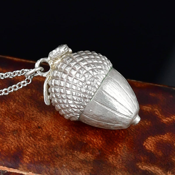 Impressive Sterling Silver Acorn Pendant Necklace