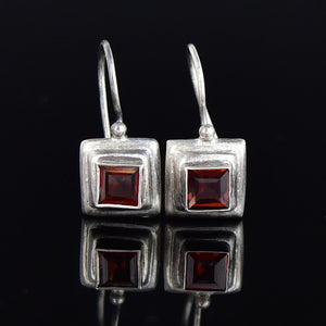 Vintage Sterling Silver Garnet Square Drop Earrings - Boylerpf
