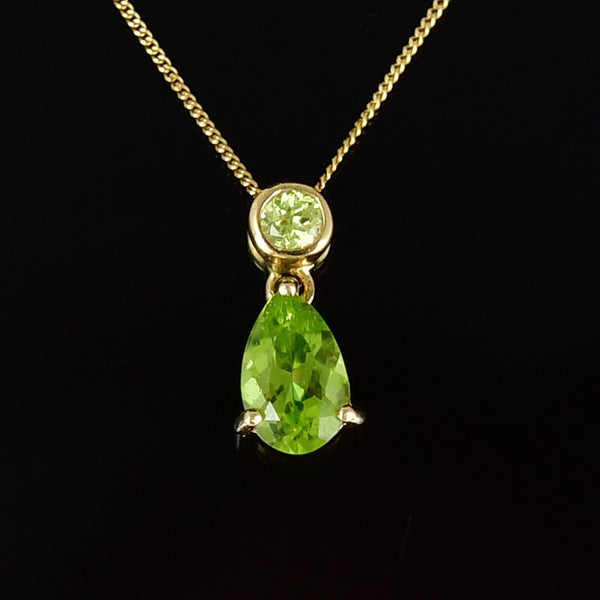 Vintage 9K Gold Articulated Peridot Pendant Necklace - Boylerpf