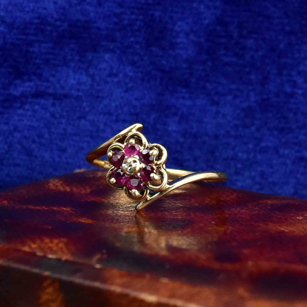 Vintage 10K Gold Diamond Ruby Flower Cluster Ring - Boylerpf