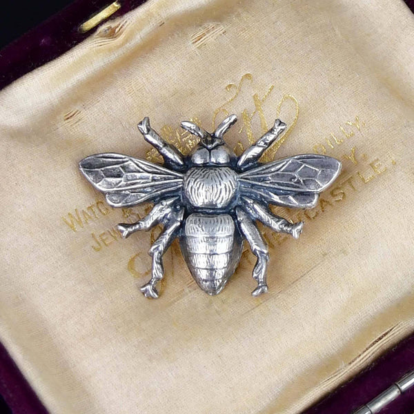 Vintage Sterling Silver Flying Bee Brooch