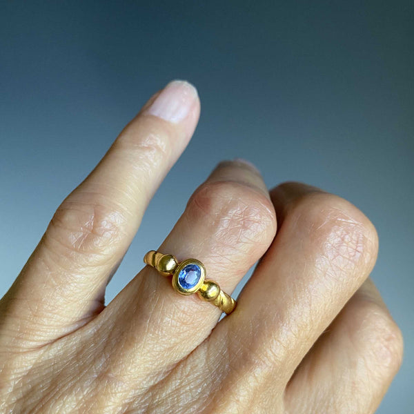 Vintage 18K Gold Natural Sapphire Ring Band - Boylerpf