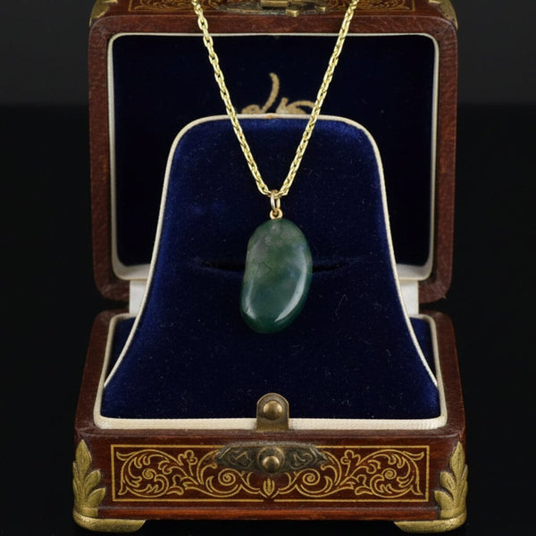 Vintage 9K Gold Moss Agate Lucky Bean Necklace