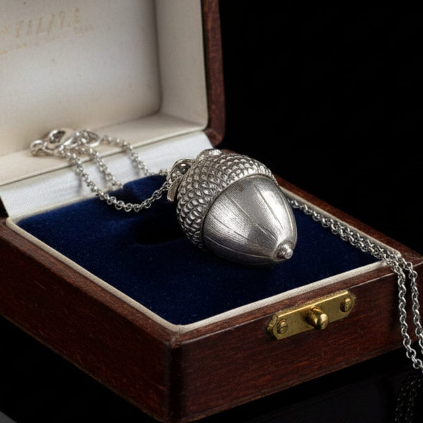 Impressive Sterling Silver Acorn Pendant Necklace