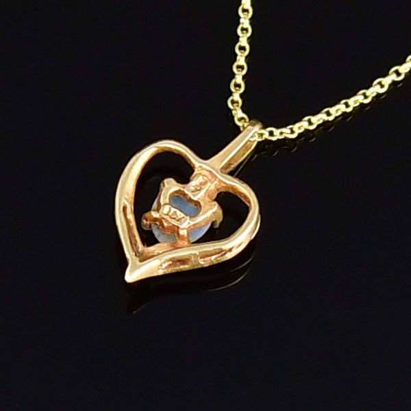 Vintage 10K Gold Opal Heart Pendant Necklace