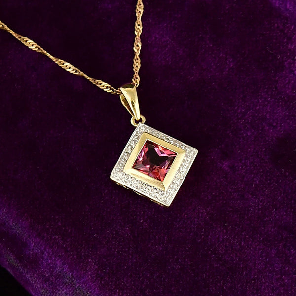 Gold Diamond Pink Tourmaline Heart Cutout Pendant Necklace - Boylerpf
