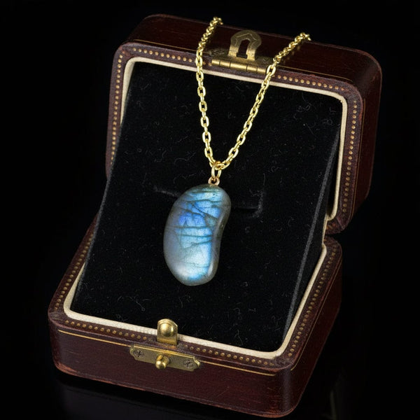 Vintage Gold Labradorite Lucky Bean Charm Necklace - Boylerpf