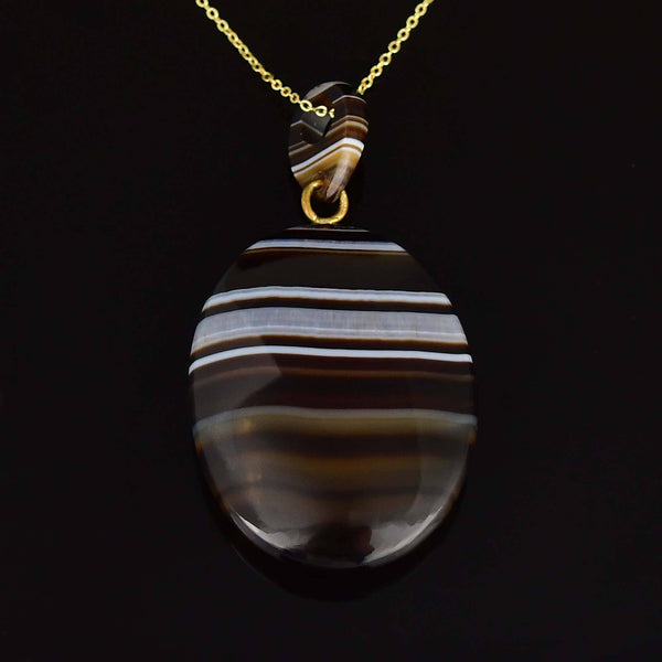 Victorian Banded Agate Pendant Necklace
