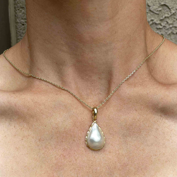 Vintage 14K Gold Baroque Mother of Pearl Pendant Necklace - Boylerpf