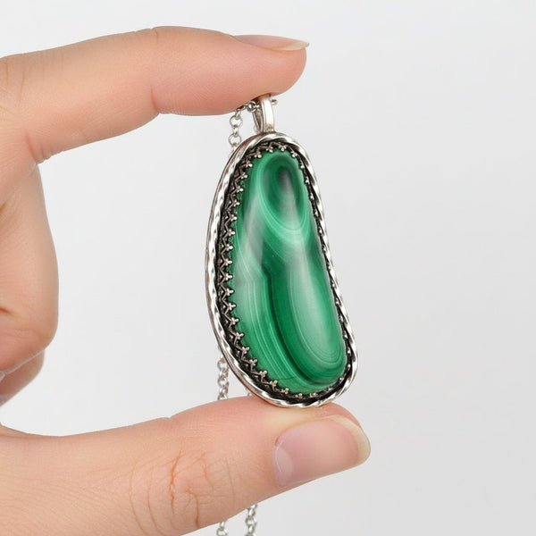 Sterling Silver Malachite Cabochon pendant Necklace