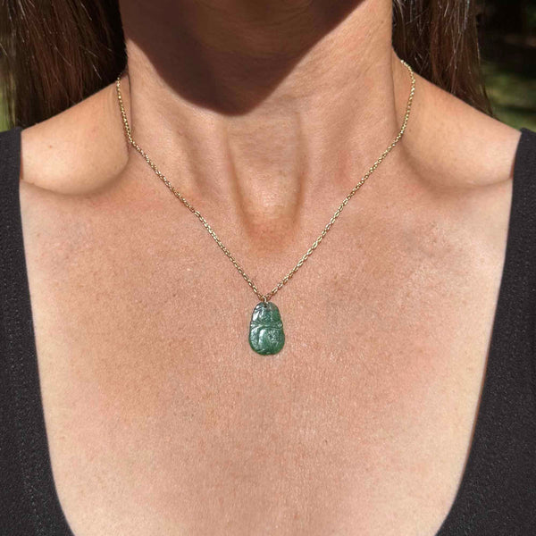 Vintage Carved Jade Fruit Pendant Necklace in 14K Gold - Boylerpf