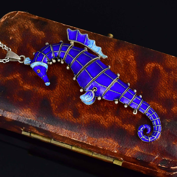 Vintage Articulated Enamel Seahorse Pendant Necklace - Boylerpf