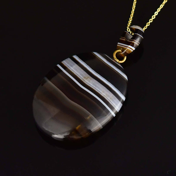 Victorian Banded Agate Pendant Necklace