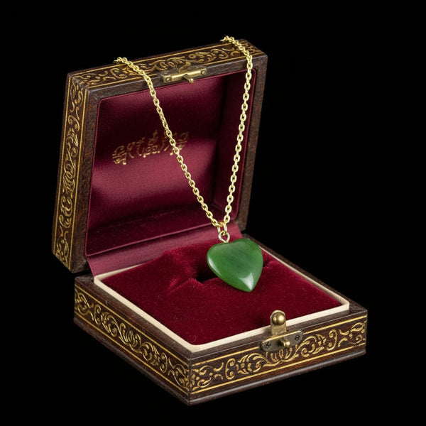 Vintage Carved Nephrite Jade Heart Charm Necklace - Boylerpf