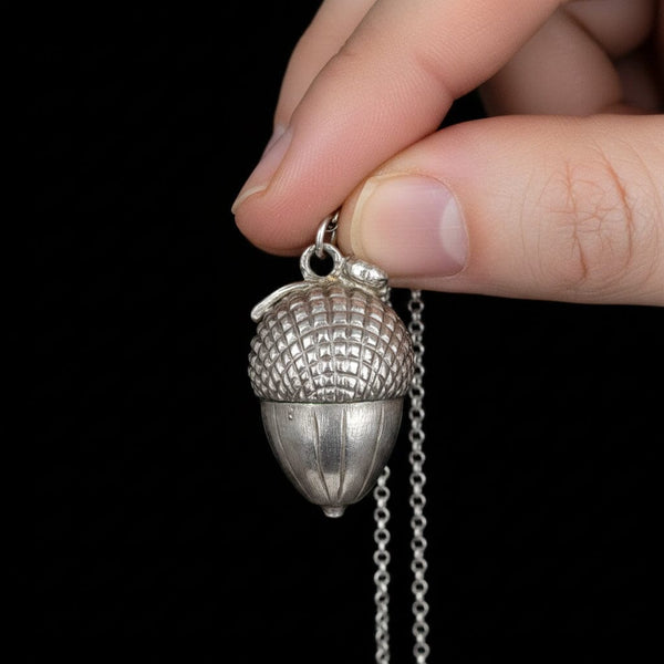 Impressive Sterling Silver Acorn Pendant Necklace