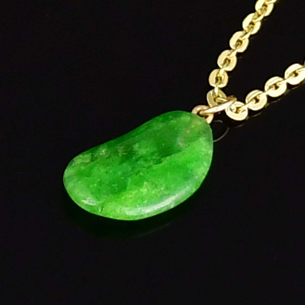 Vintage Natural Emerald 9K Gold Lucky Bean Necklace
