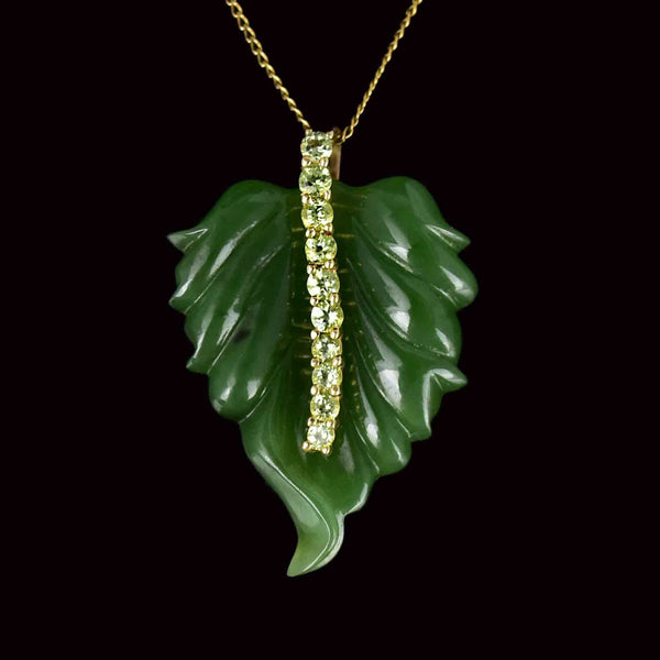 Vintage 9K Gold Carved Jade Leaf Peridot Pendant Necklace - Boylerpf