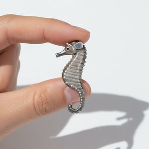 Vintage Sterling Silver Garnet Seahorse Brooch - Boylerpf