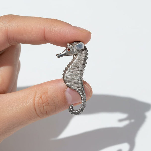 Vintage Sterling Silver Garnet Seahorse Brooch - Boylerpf