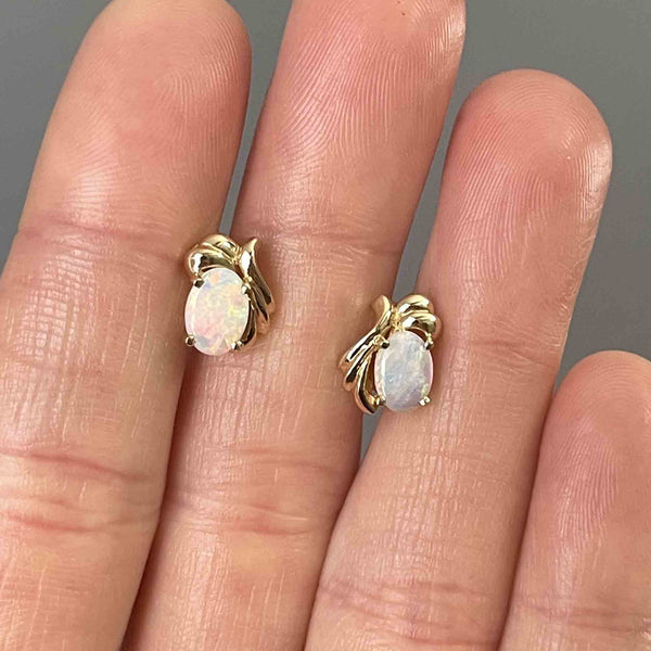 Vintage 14K Gold Astralian Opal Stud Earrings - Boylerpf