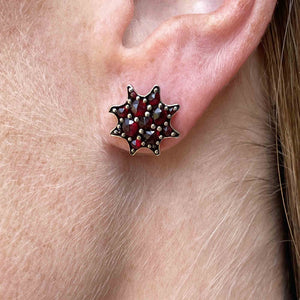 Vintage Garnet Flower Cluster Stud Earrings - Boylerpf
