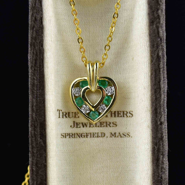 14K Gold Emerald Diamond Open Heart Pendant Necklace - Boylerpf