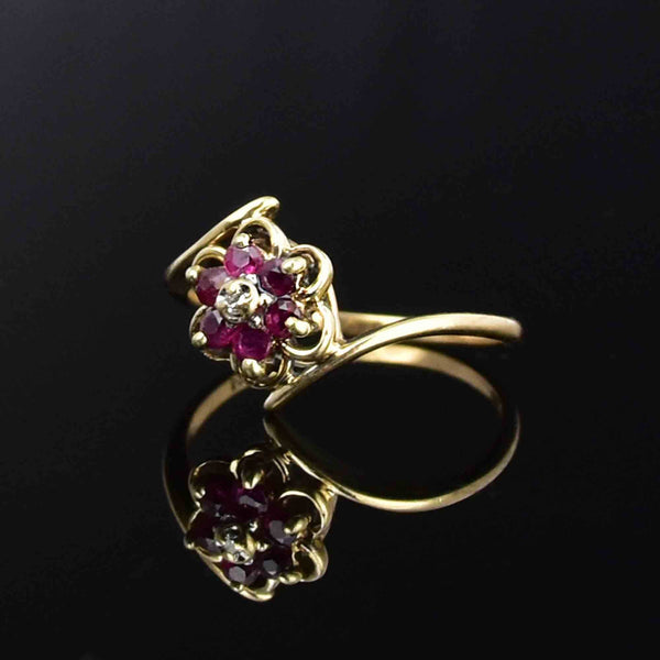 Vintage 10K Gold Diamond Ruby Flower Cluster Ring - Boylerpf