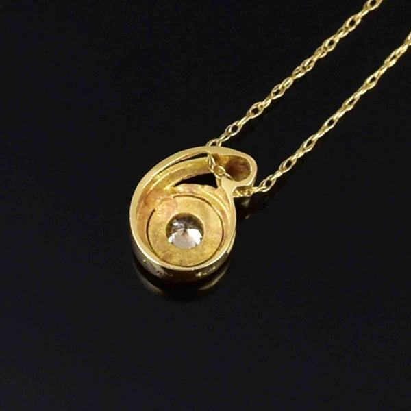 Vintage Diamond Solitaire Pendant Necklace in 18K Gold - Boylerpf