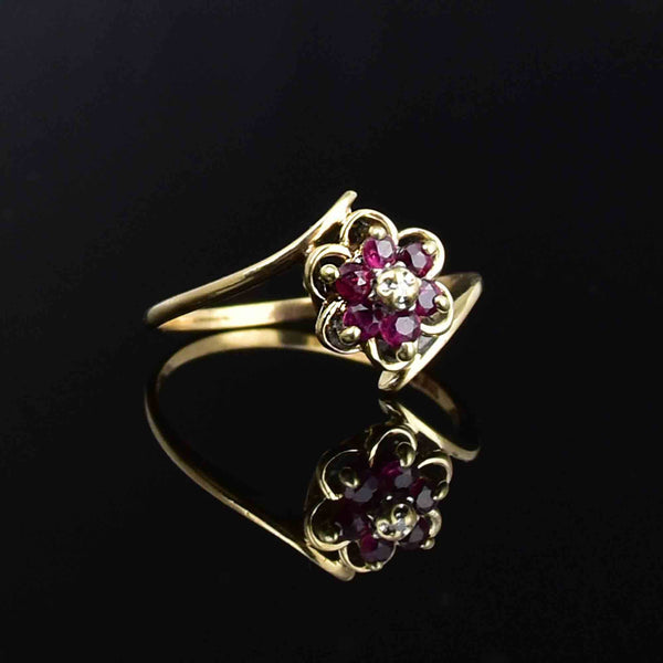 Vintage 10K Gold Diamond Ruby Flower Cluster Ring - Boylerpf