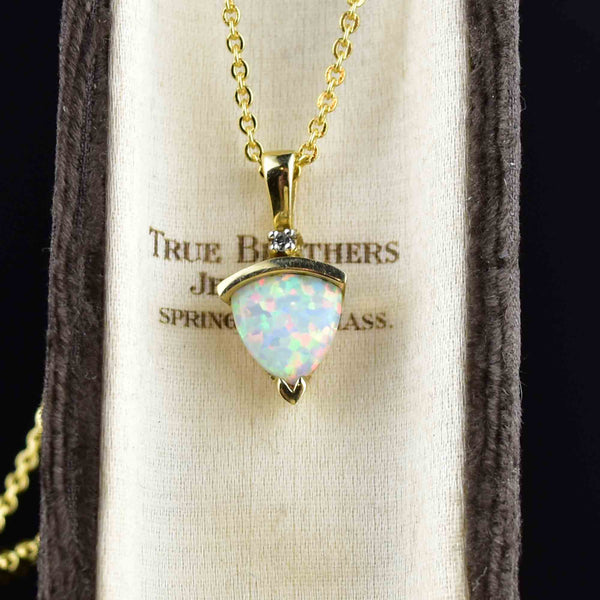 Vintage 10K Gold Trillion Opal Diamond Pendant Necklace - Boylerpf