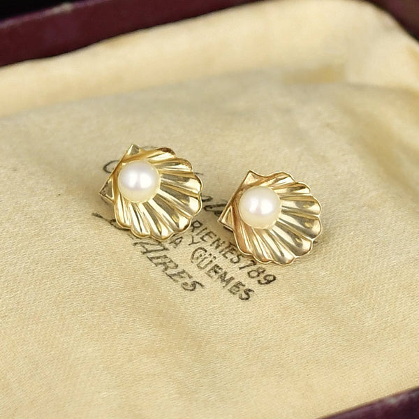 Vintage Pearl 9K Gold Scallop Shell Stud Earrings - Boylerpf