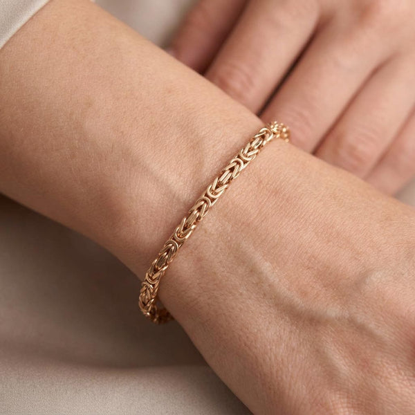 Vintage 9K Gold Byzantine Chain Bracelet