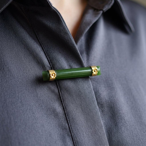 Antique Jade 9K Gold Forget Me Not Bar Brooch