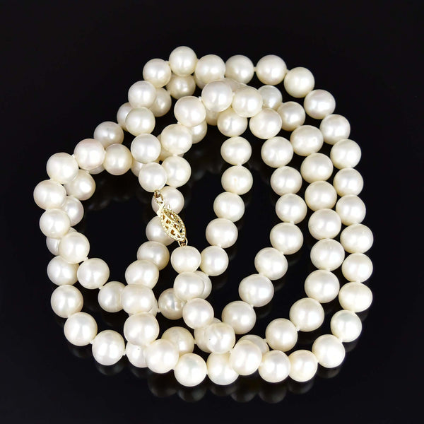 Vintage 14K Gold 36 inch Hand Knotted Pearl Strand Necklace