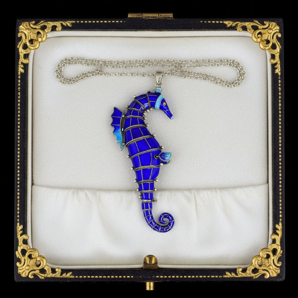 Vintage Articulated Enamel Seahorse Pendant Necklace - Boylerpf