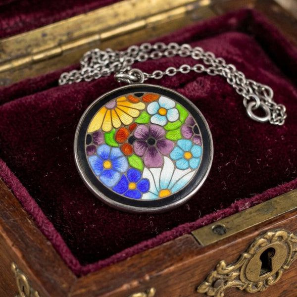 Vintage Arts & Crafts Silver Enamel Flower Necklace