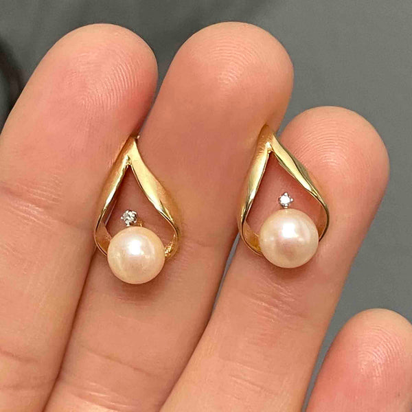 Vintage Diamond Pearl Stud Earrings in 14K Gold - Boylerpf