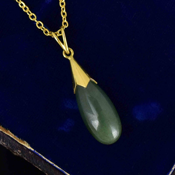 Vintage 14K Gold Natural Jade Teardrop Pendant Necklace