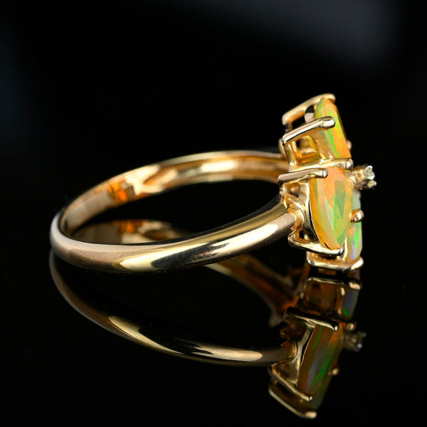 Vintage Diamond Trillion Cut Ethiopian Fire Opal Ring in Gold - Boylerpf