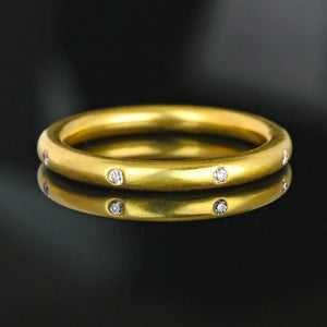 Vintage 18K Gold Etoile Diamond Ring with Donut Band
