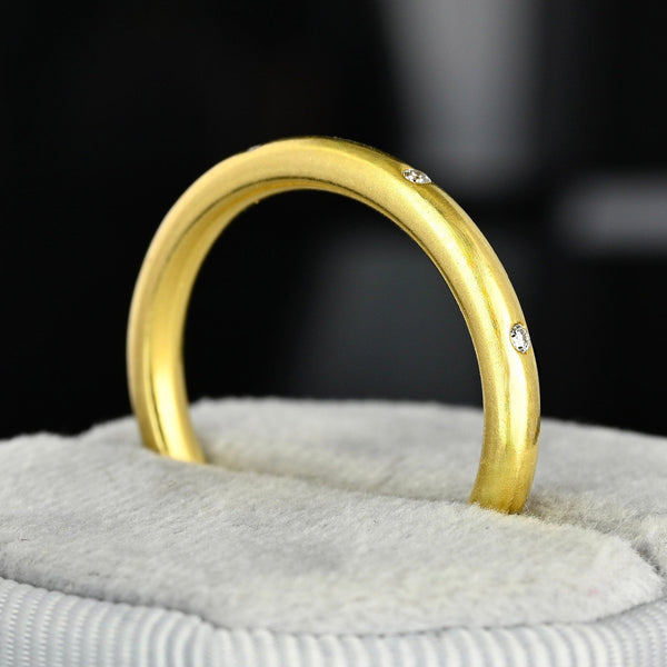 Vintage 18K Gold Etoile Diamond Ring with Donut Band