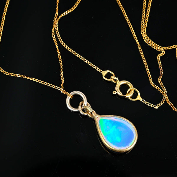 Vintage 9K Gold Chain Jelly Opal Pendant Necklace - Boylerpf