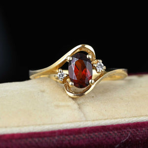 Vintage 10K Gold Bypass Diamond Garnet Ring - Boylerpf