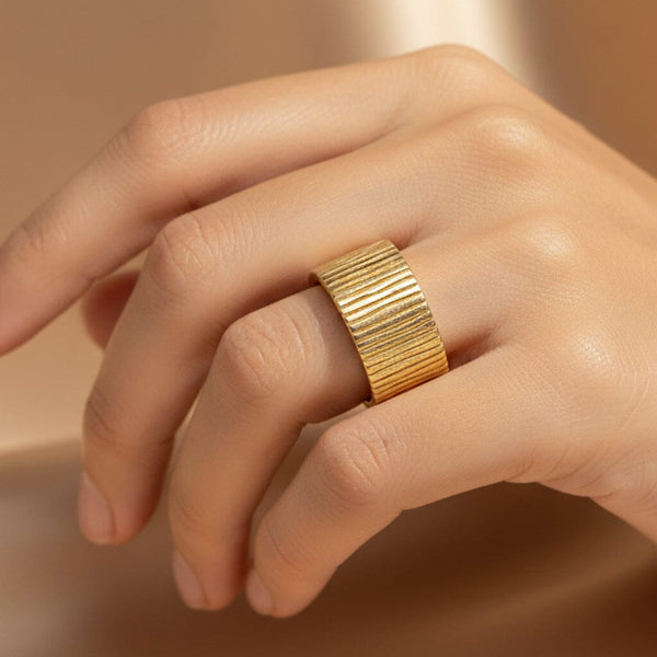 Vintage 14K Gold Bark Texture Wide Eternity Band Ring, 22.5 gms - Boylerpf