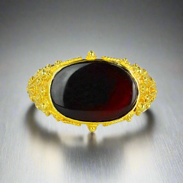 Etruscan 18K Gold East West Carnelian Signet Ring, Hammered Band - Boylerpf